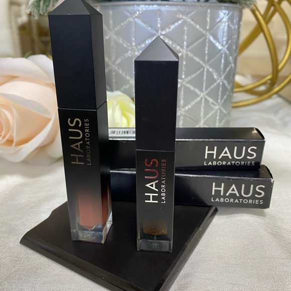 HAUS LABORATORIES ULTRA SHINE GLOSS CORSET AND ALL OVER LIQUID SHIMMER POWER - Picture 5 of 5